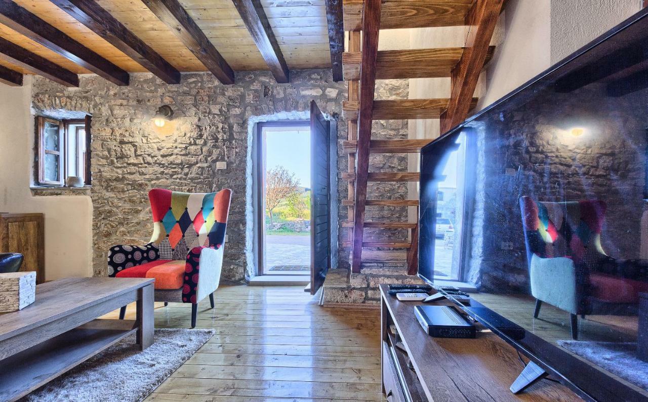 Dalmatia Stone House - Heated Pool Pensionat Biorine Exteriör bild