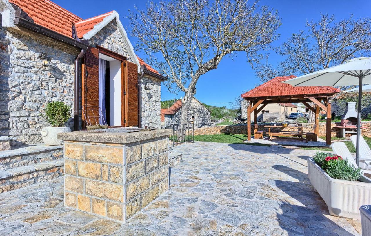 Dalmatia Stone House - Heated Pool Pensionat Biorine Exteriör bild
