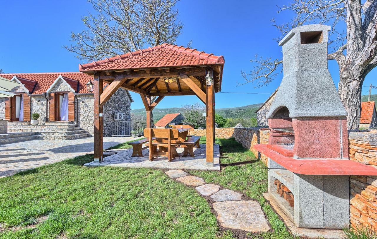 Dalmatia Stone House - Heated Pool Pensionat Biorine Exteriör bild