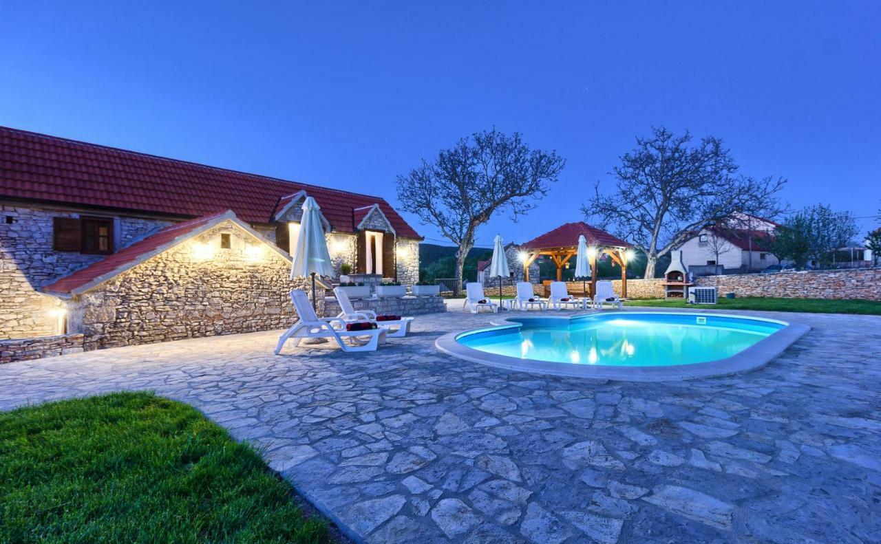 Dalmatia Stone House - Heated Pool Pensionat Biorine Exteriör bild