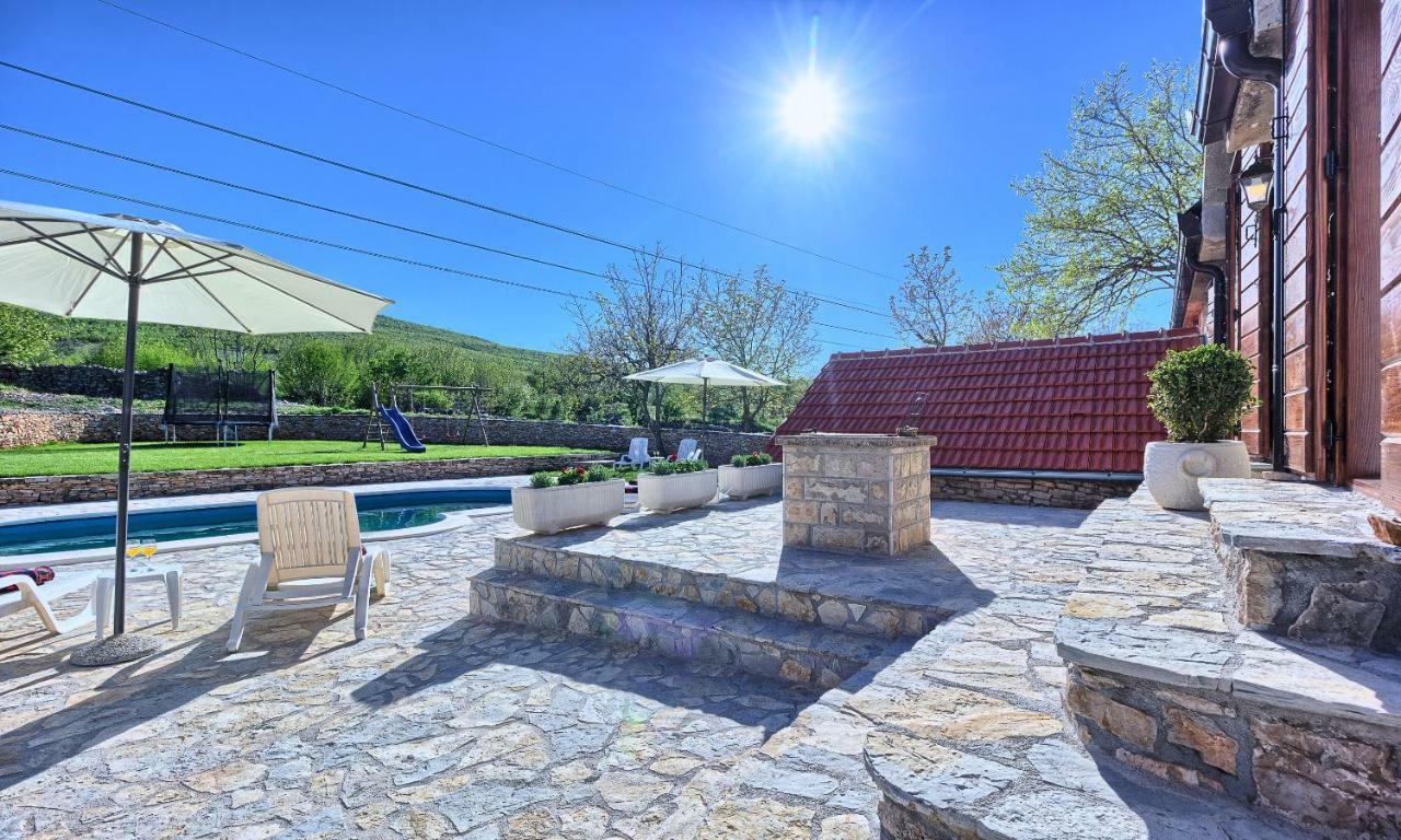 Dalmatia Stone House - Heated Pool Pensionat Biorine Exteriör bild